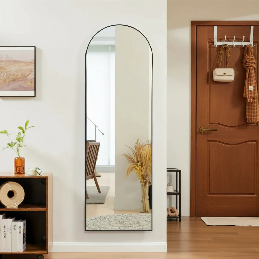Nero Standing mirror