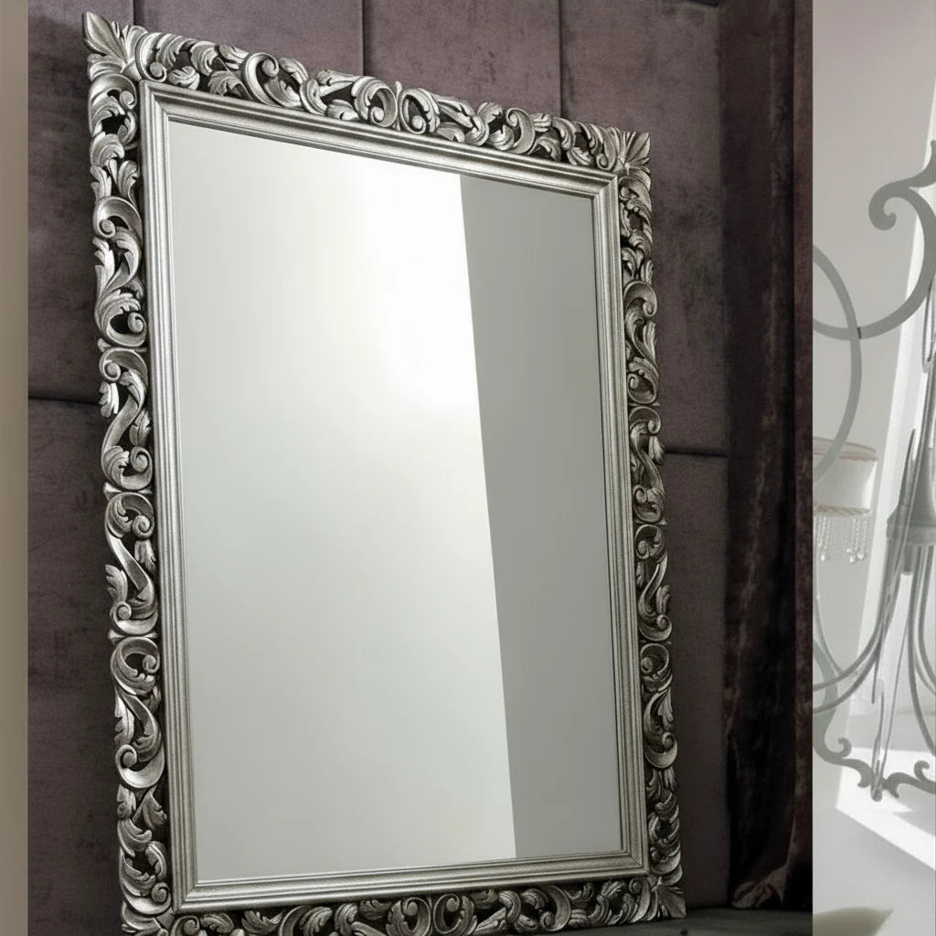 Royal Mirror